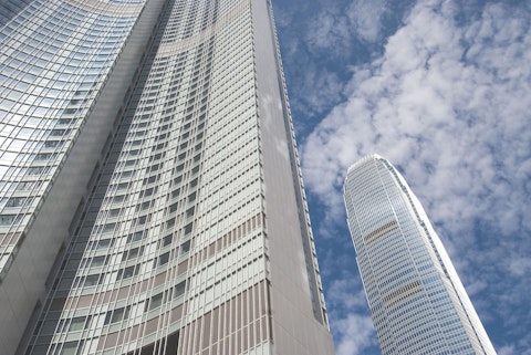 極上スパとビクトリアピークの絶景を堪能！香港駅に直結するラグジュアリーホテルに宿泊